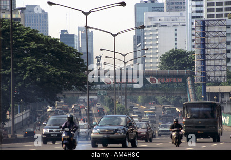 Jalan Sudirman, il quartiere centrale degli affari di Giacarta Foto Stock