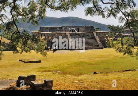 Piramide de la Serpiente Emplum (Serpente Piumato Piramide) a Xochicalco, Messico Foto Stock