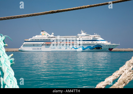 Il tedesco della nave da crociera Aida cara a Rodi. Foto Stock