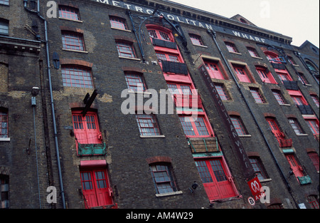 Metropolitan Wharf, Wapping Wall, Londra, E1, England Regno Unito Foto Stock