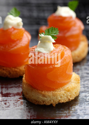 Salmone indurito tartine gourmet food editoriale Foto Stock