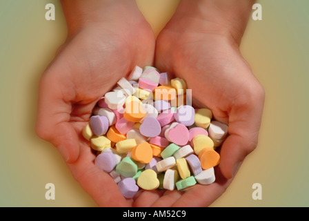 Manciata di Valentine candy Foto Stock