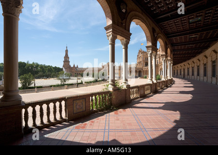 Siviglia, Spagna. Plaza de Espana, il Parco Maria Luisa, Sevilla, Andalusia, Spagna Foto Stock