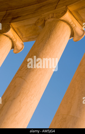 I capitelli ionici. Close-up dettaglio del neo-classica colonne di marmo bianco, pilastri del Jefferson Memorial a Washington DC US Foto Stock