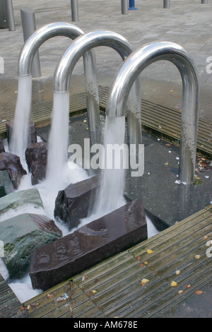 Funzione di acqua in manchester dell exchange square. Foto Stock