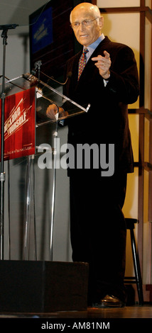 Drew Barrymore parla a un elettore della gioventù capaign kick off presso la George Washington University di Washington un anno nonpartisian Foto Stock