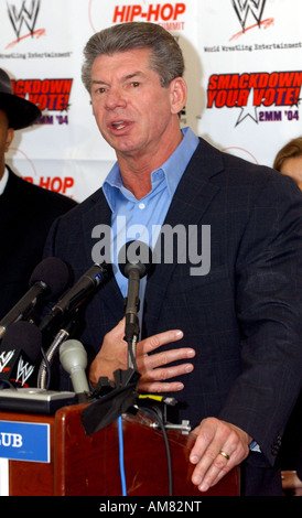 Vince McMahon WWE Presidente parla nel corso di una conferenza stampa che ha annunciato una partnership di Hip Hop Summit Action Network e il mondo Foto Stock