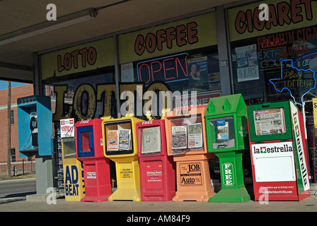 Annuncio gratuito scatole nel centro cittadino di Dallas, Texas Foto Stock