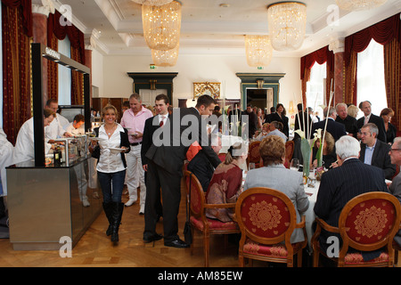 Il Grandhotel Schloss Bensberg, festival di master chef, Bergisch Gladbach-Bensberg, Nord Reno-Westfalia, Germania Foto Stock