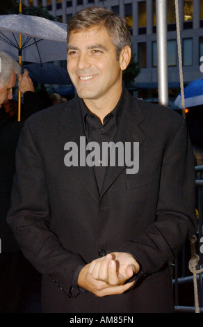 George Clooney Produttore Esecutivo nuova serie HBO K Street arriva al Palm per un partito di HBO su Washington K Street va insid Foto Stock