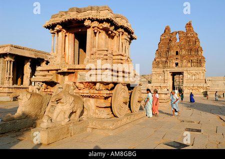 India, Karnataka, Hampi, XVI secolo Vittala Tempio classificato come patrimonio mondiale dall' UNESCO Foto Stock