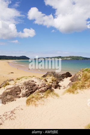 A nord, sopra la bella spiaggia di Portsalon sulla Ballymacstocker Bay sul Lough Swilly a Fanad Head, contea di Donegal, Irlanda Foto Stock