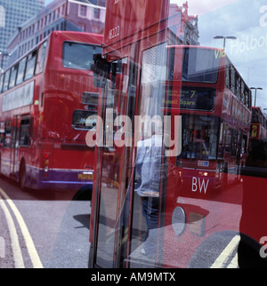 Gli autobus a due piani a Londra. Foto Stock