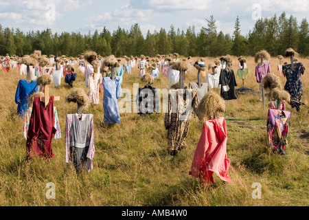 Il popolo silenzioso presentano arte in Suomussalmi Foto Stock