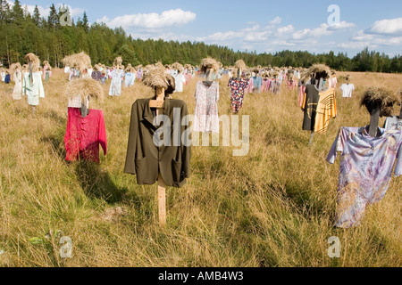 Il popolo silenzioso presentano arte in Suomussalmi Foto Stock