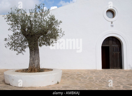 Villaggio Chiesa di Santa Agnese de Corona, Ibiza Foto Stock