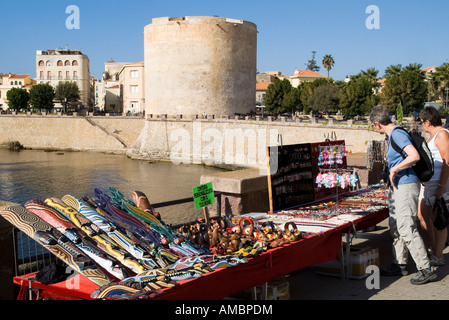 Dh Lungomare Dante Alghero Sardegna navigazione turistica ambulanti in stallo promenade Torre Sulis Foto Stock