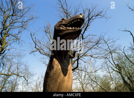 Tarbosaurus con bocca aperta parco della preistoria Rivolta d Adda lombardia italia Foto Stock