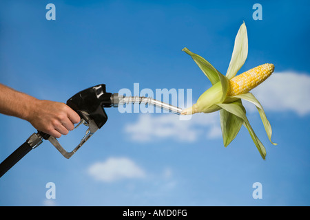 Uomo con ugello di gas con pannocchia Foto Stock