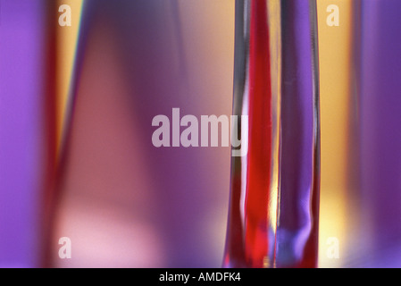 Primo piano astratto della tazza di vetro Foto Stock