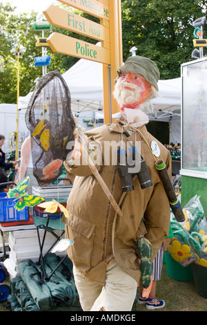 Lo Spaventapasseri in costume a Taunton flower show Foto Stock