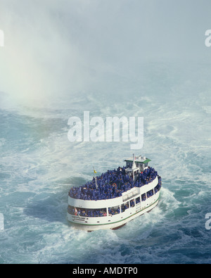 La Domestica della Foschia Tourboat Niagara Falls, Ontario, Canada Foto Stock