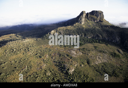 Uno dei più grandi caldere intatto in tutto il mondo in occasione del vertice del Monte Elgon Kenya Foto Stock