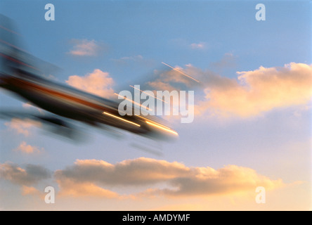 Sfocato aereo nel cielo Foto Stock