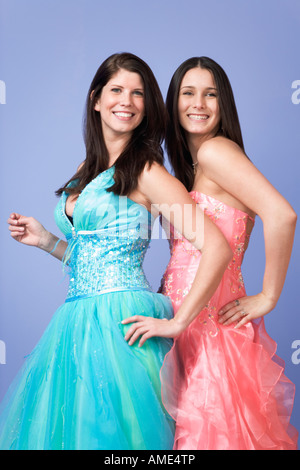 Due giovani amici ballare. Foto Stock