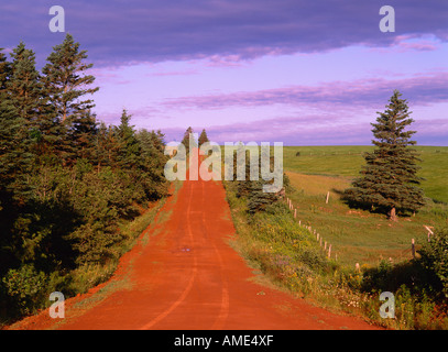 Strada rurale vicino al fiume Hunter Prince Edward Island, Canada Foto Stock