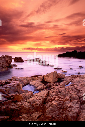 Sunrise oltre Oceano Atlantico vicino Louisbourg, Nova Scotia Canada Foto Stock