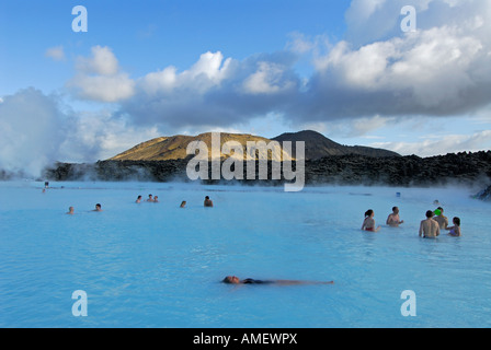 Gli islandesi nella laguna blu Islanda Foto Stock