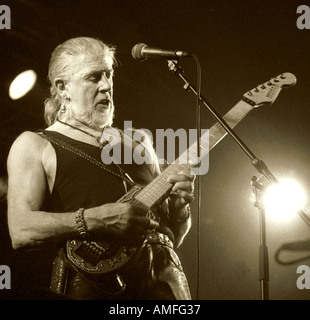 Immagine monocromatica della Britsh blues legend John Mayall Foto Stock