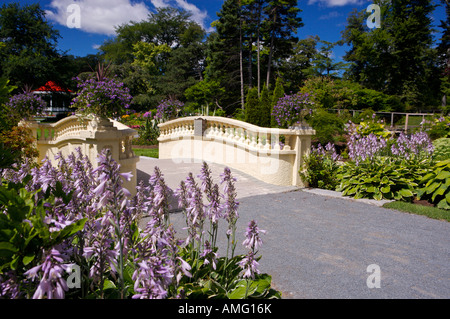 Ponte decorativo a Halifax Giardini Pubblici lungo Spring Garden Road, Halifax Metro, porto di Halifax, Nova Scotia, Canada. Foto Stock