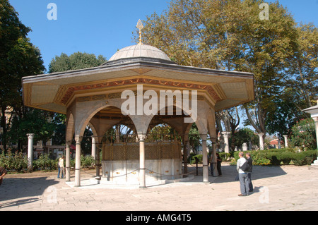 Türkei, Istanbul, Brunnen im Hof der Hagia Sophia, Foto Stock