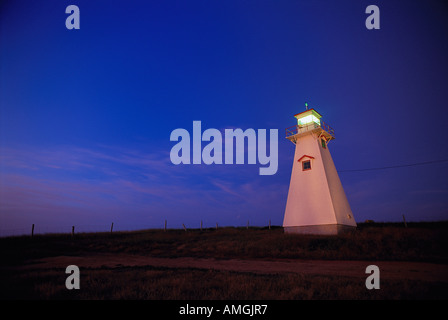 Tryon del Capo Faro e campo di Sunrise, Cape Tryon, Prince Edward Island, Canada Foto Stock