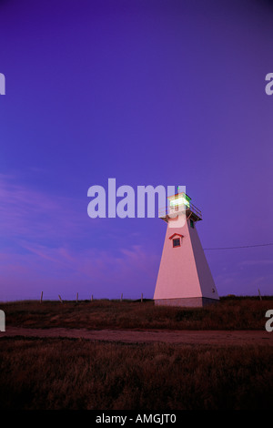 Tryon del Capo Faro e campo di Sunrise, Cape Tryon, Prince Edward Island, Canada Foto Stock