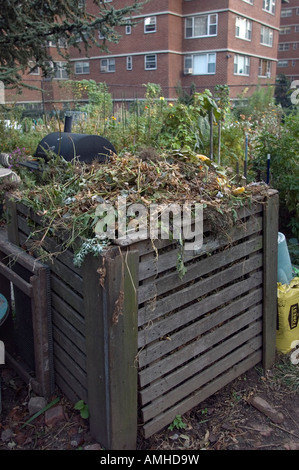 Una comunità giardino palo di composto Foto Stock