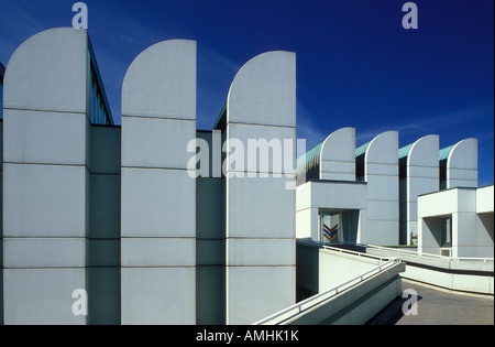 Il Bauhaus Archiv. Archivio Bauhaus di Walter Gropius. Un museo per la moderna architettura di Tiergarten di Berlino. Foto Stock