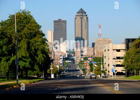 Des Moines Iowa IA skyline della città come visto dal Campidoglio motivi Foto Stock