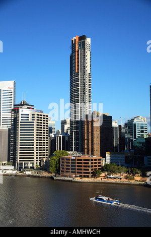 Il Rivercat Ferry in viaggio sul Fiume Brisbane Queensland Australia Foto Stock