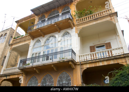 Classico vecchio edificio in pietra Beirut Libano Foto Stock