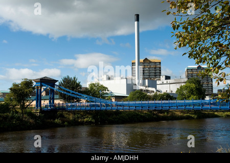 St Andrews sospensione ponte sul fiume Clyde a Glasgow Scozia verde Europa Foto Stock