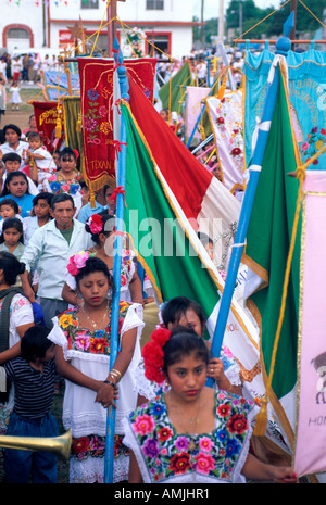 Mexiko, Yucatan, Hunucma bei Merida, Prozession bei religiöser Fiesta Foto Stock