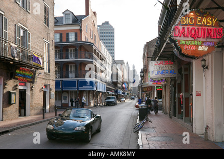 Bourbon Street, Quartiere Francese, New Orleans, Lousiana, STATI UNITI D'AMERICA Foto Stock