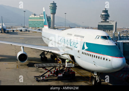 Cathay Pacfic aereo al Gate HKG Hong Kong International Airport Foto Stock