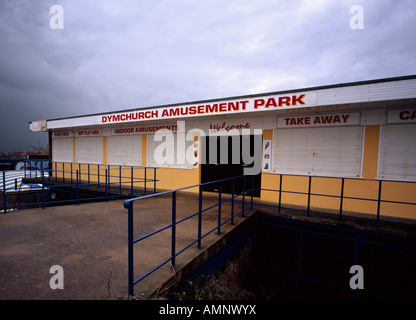 Dymchurch parco divertimenti in inverno Dymchurch Kent England Regno Unito Foto Stock