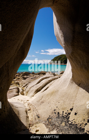 Punto di arco, il Parco Nazionale Abel Tasman, Tasman District, South Island, in Nuova Zelanda. Foto Stock