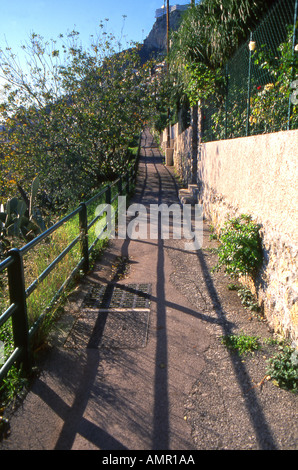 Percorso per la spiaggia a Roquebrune Cap Martin, Cote d'Azur, in Francia Foto Stock