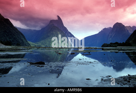 Nuova Zelanda, Milford Sound, picco di smussatura Foto Stock